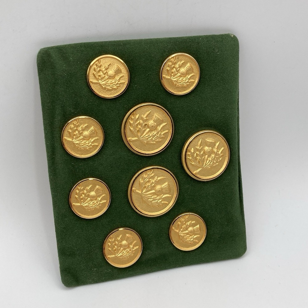 9 - FootLondon Badge & Button Scottish Thistle Blazer Button / Gold Tone England
